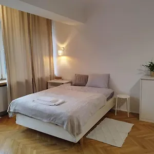 Kwatera prywatna Pokoje, Na Wlochach, Ul. Nieduza, Warszawa